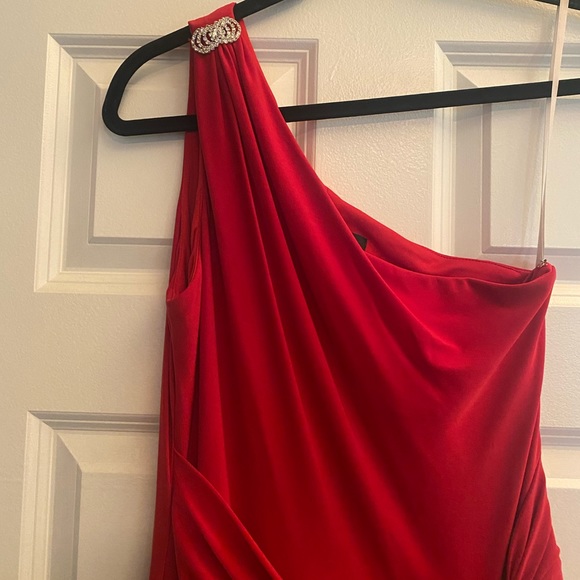 Betsy & Adam One Shoulder Maxi Dress, size 8 - Picture 6 of 12